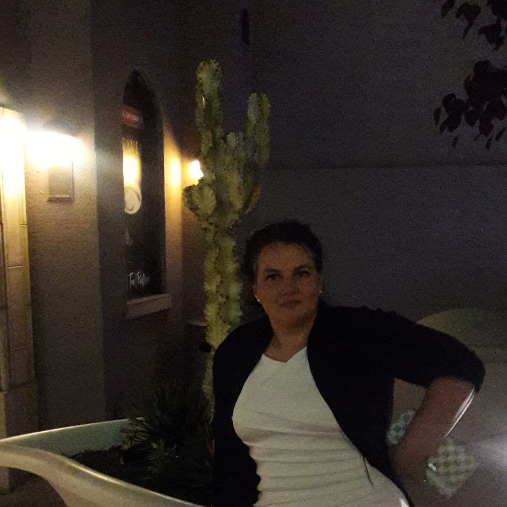 Meet your Posher, Ilona